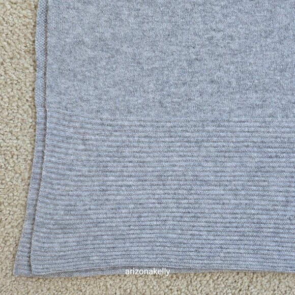 Kinross Cashmere Grey Knit Scarf with Ribbing Detail on Ends - Picture 3 of 14